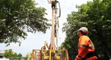 Drilling rig during Living Lab build